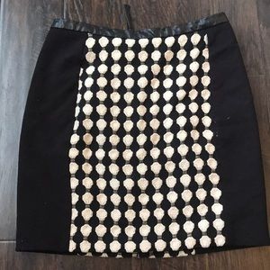 H&M black and cream mini skirt